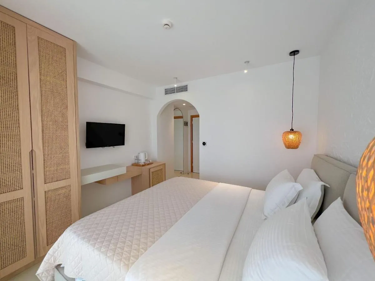 Dimitri Hotel Himare 2*,