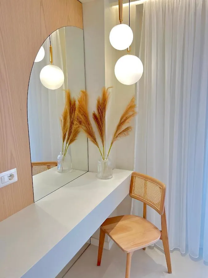 Dimitri Hotel Himare