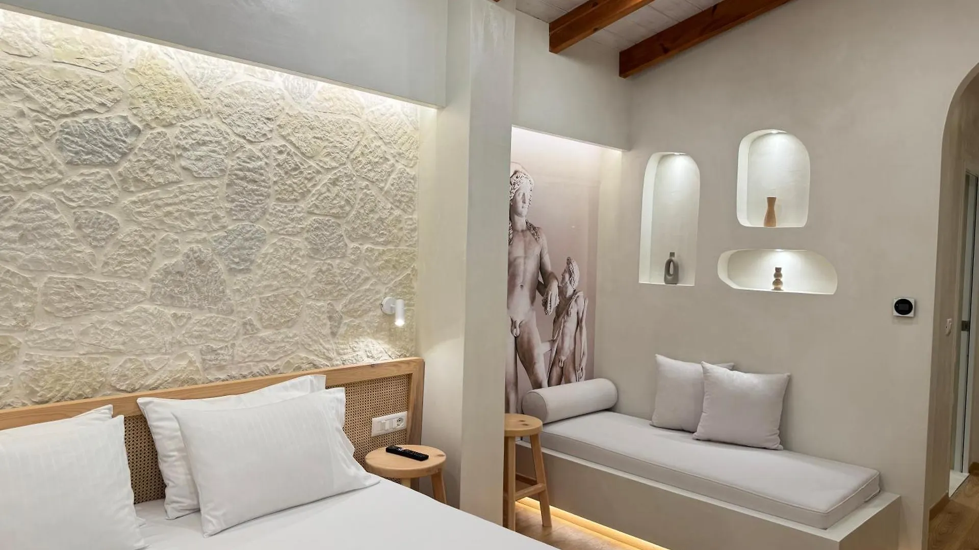 Dimitri Hotel Himare