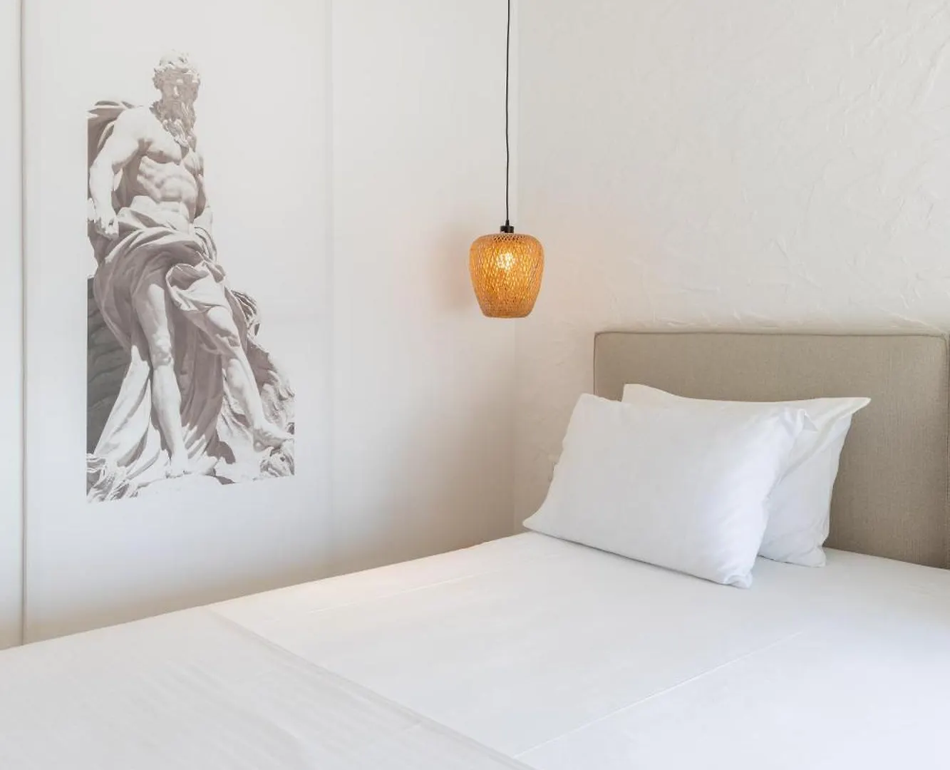 Dimitri Hotel Himare