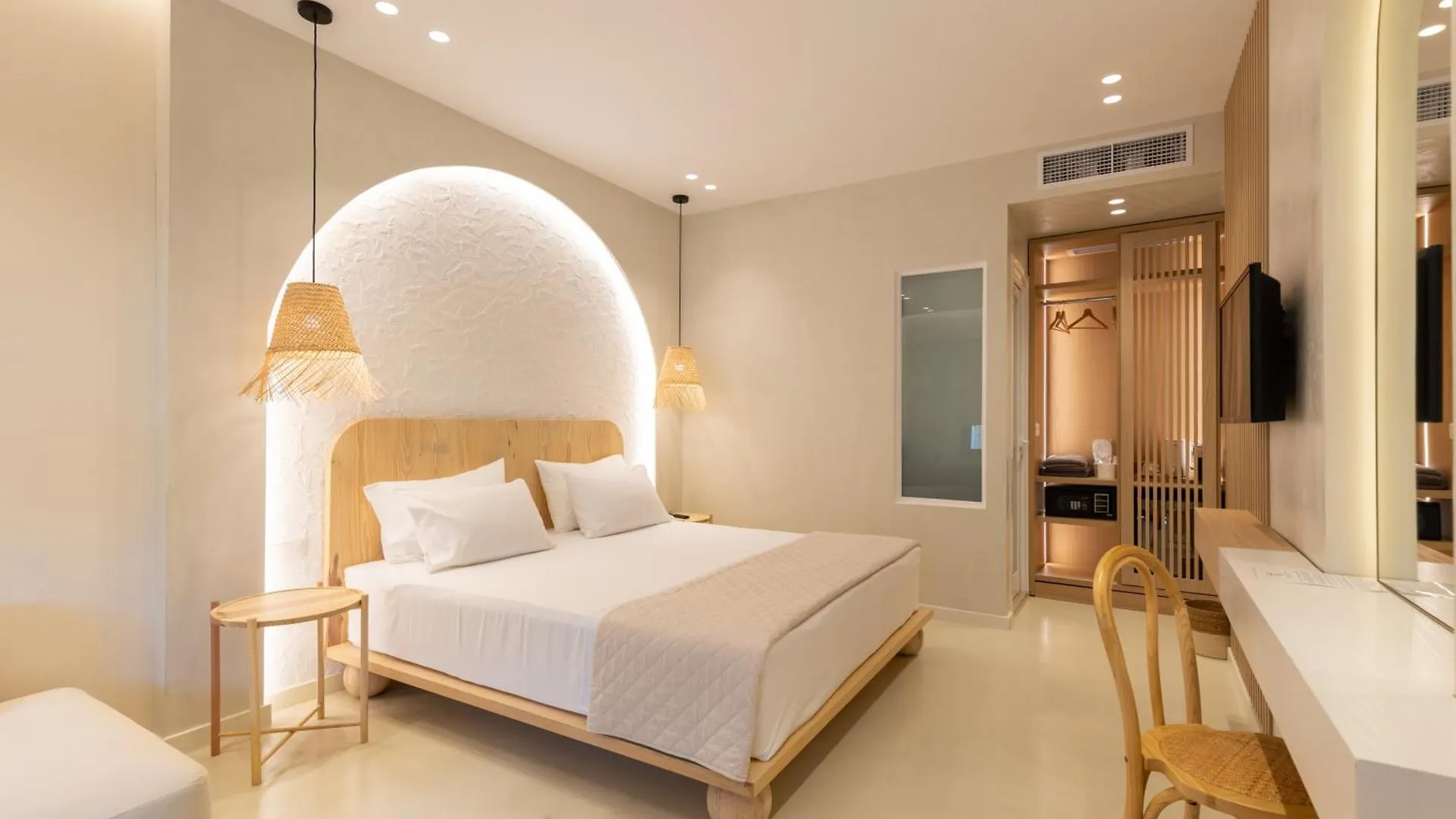 Dimitri Hotel Himare 2*,  Albania