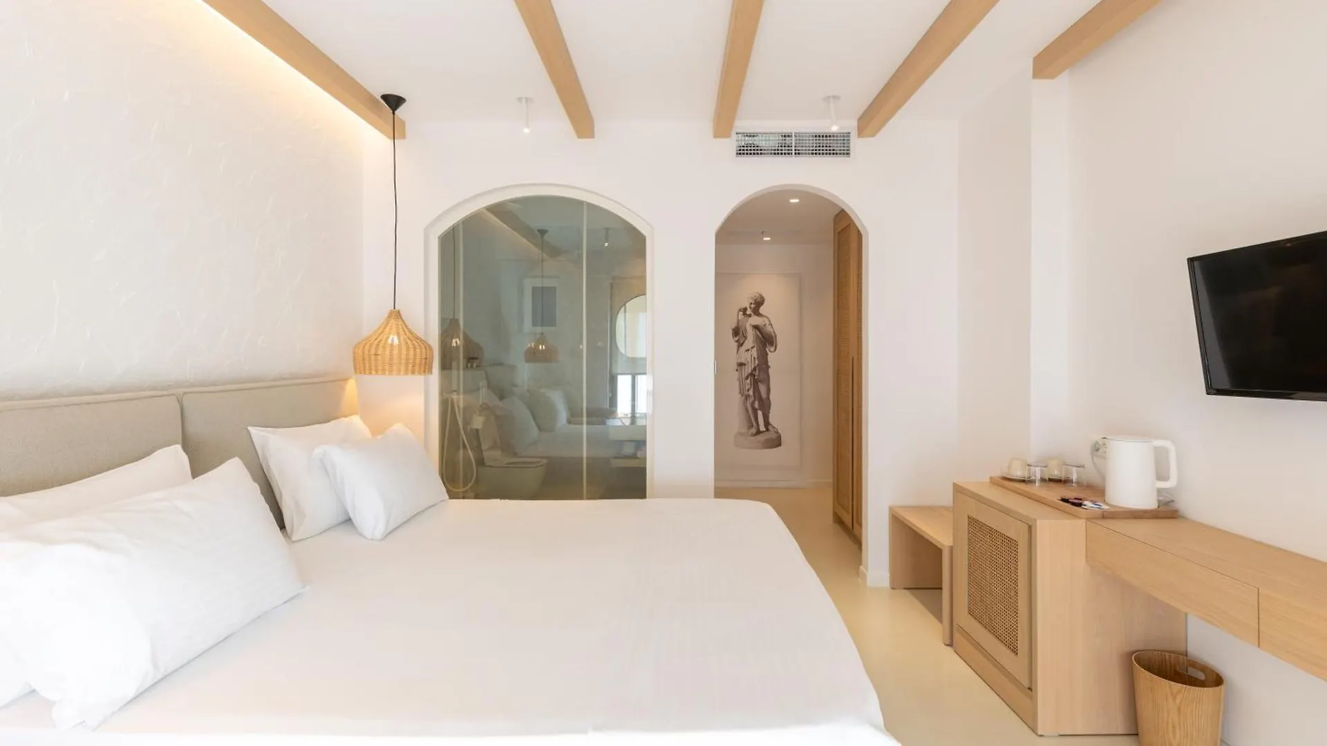 Dimitri Hotel Himare