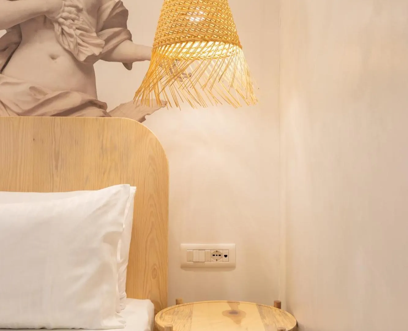 Dimitri Hotel Himarë 2*,